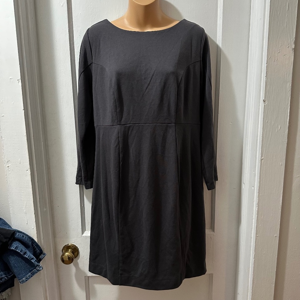 Liz Lange Maternity Grey Long‎ Sleeve Dress in M